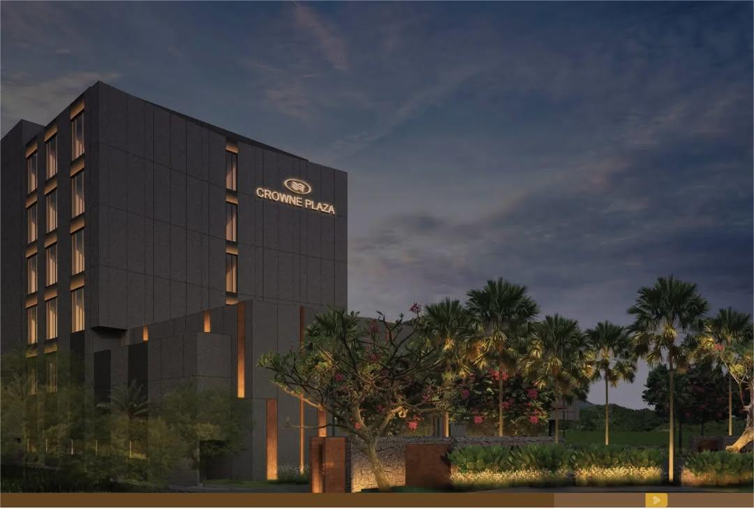 Crowne Plaza Labuan Bajo